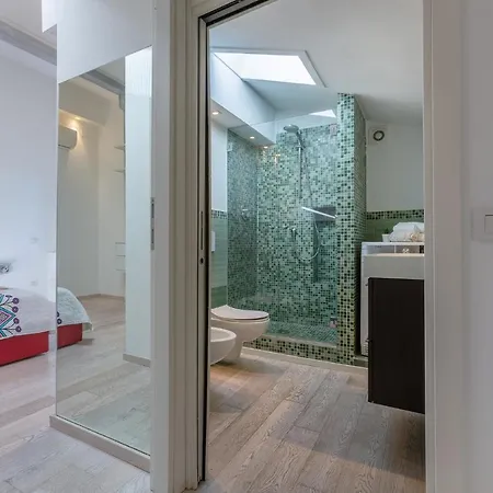 Santo Stefano Art & Design Apartment