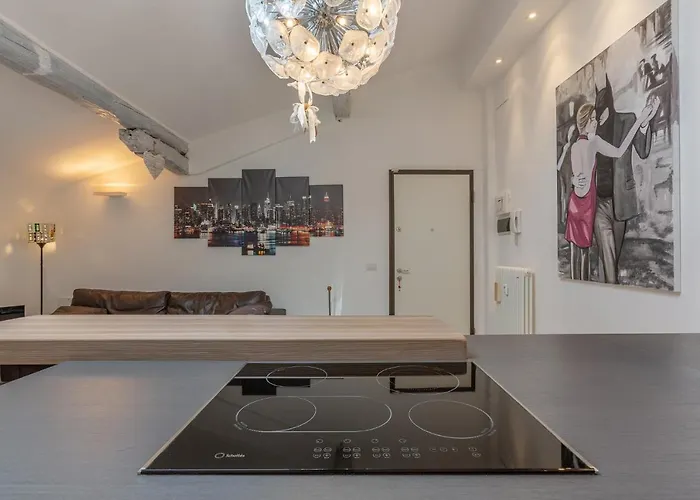 Santo Stefano Art & Design * בולוניה